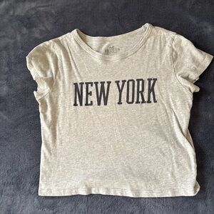 Hollister Gray 'New York' Crop T-Shirt